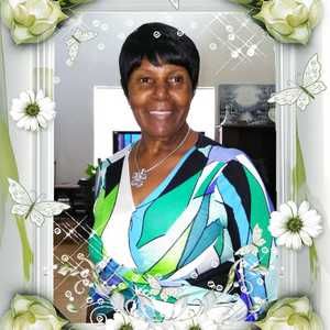 Meet your Posher, Lorina